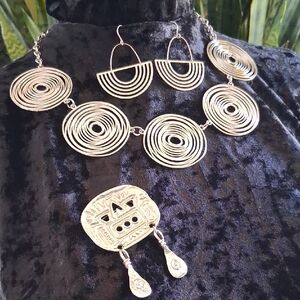 Silver Spiral Bib Necklace and Earring Set With Brooch Or Lapel Pin 20 To 22 In.